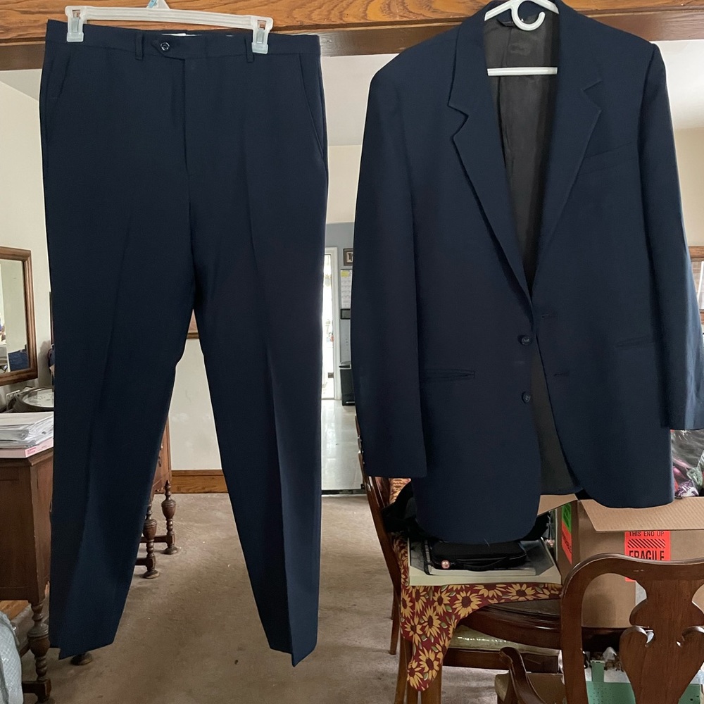 Mens Navy Suit, Sergio Valenti